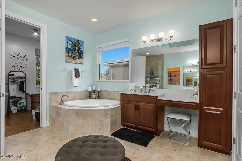 10167 Avonleigh Drive Bonita Springs FL 34135