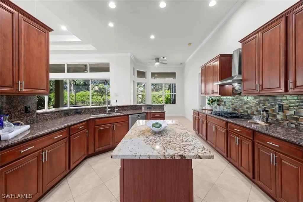 19464 La Serena Drive Estero FL 33967