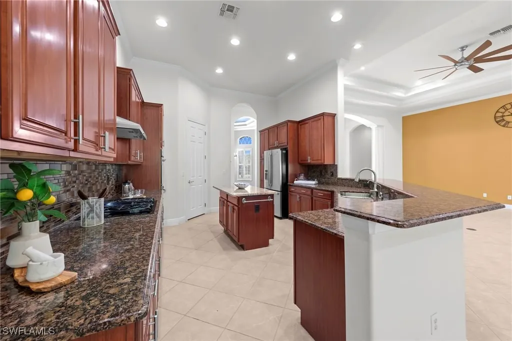 19464 La Serena Drive Estero FL 33967