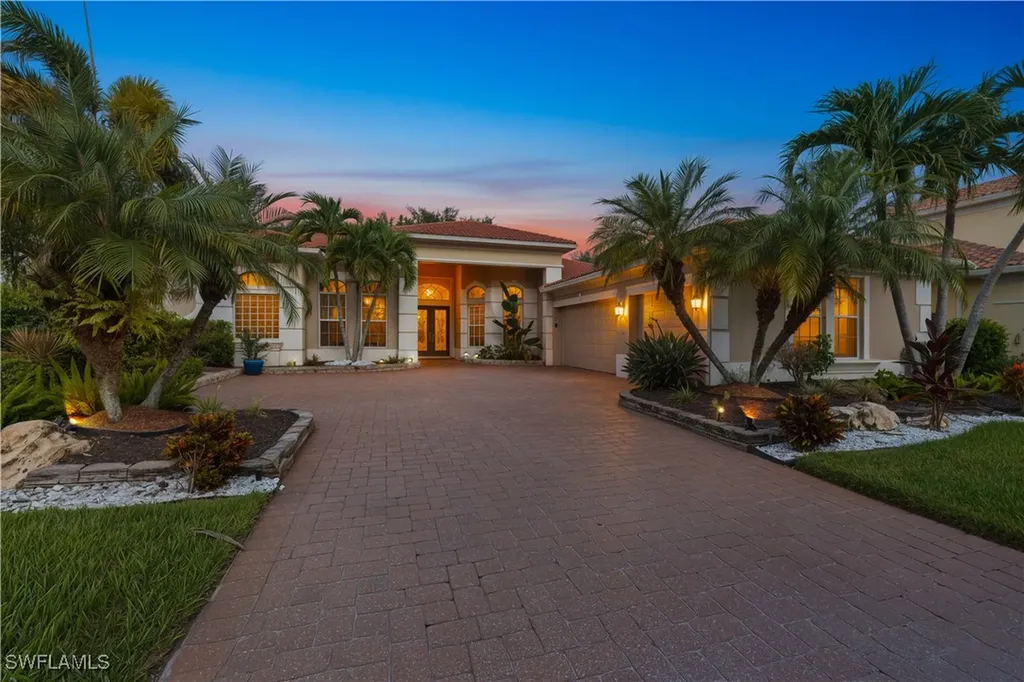 19464 La Serena Drive Estero FL 33967