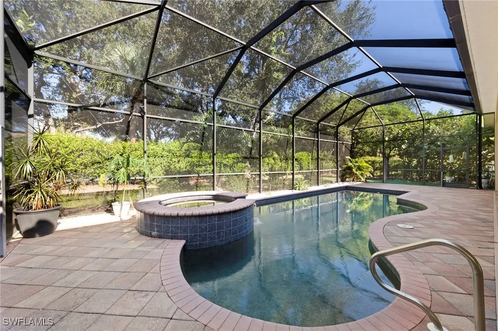 19464 La Serena Drive Estero FL 33967