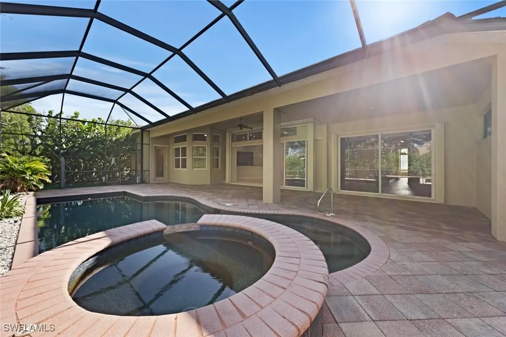 19464 La Serena Drive Estero FL 33967