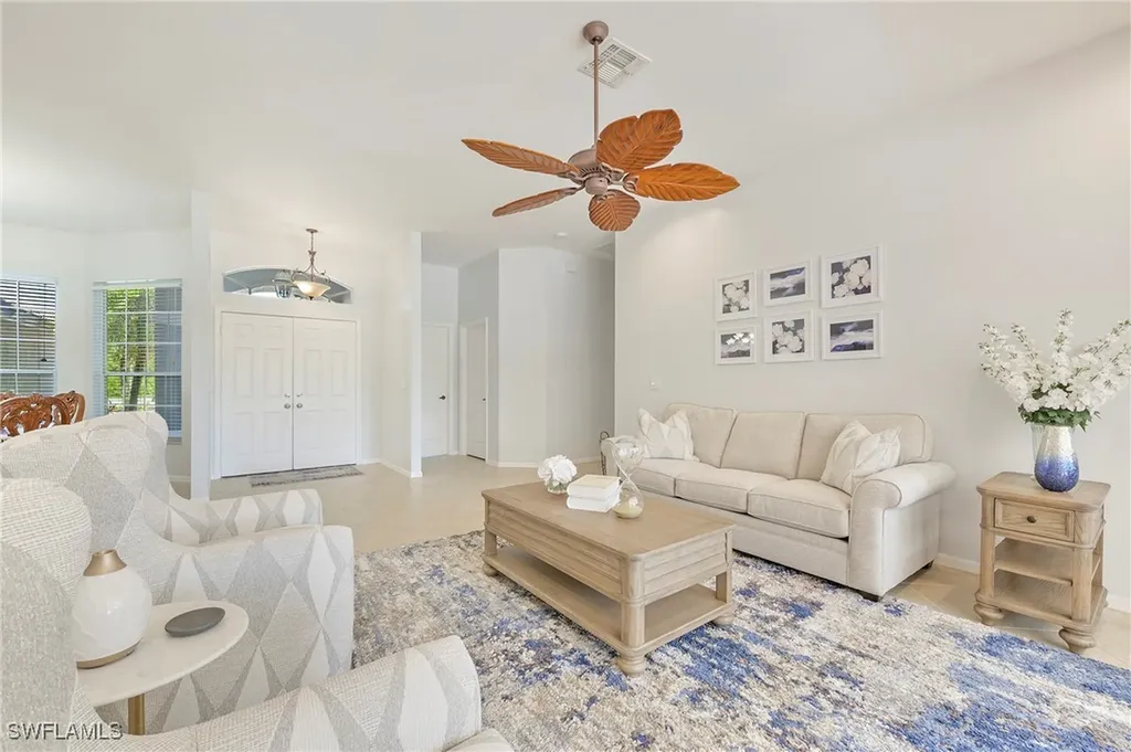 300 Wentworth Court Naples FL 34104