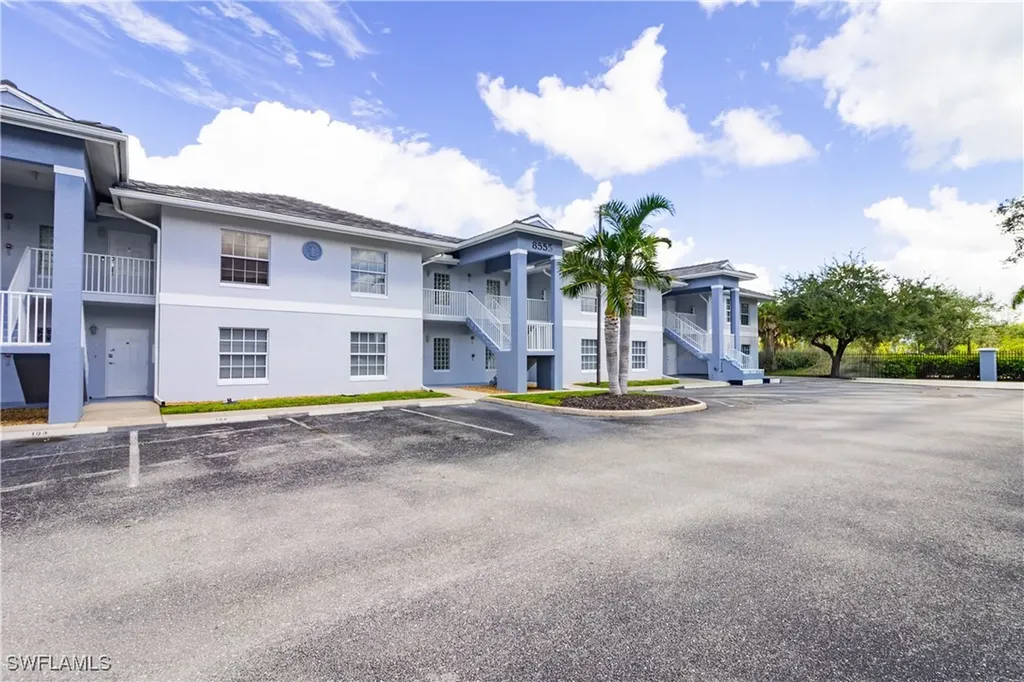 8555 Bernwood Cove Loop Fort Myers FL 33966