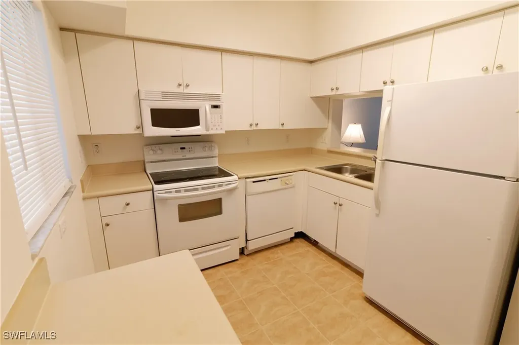 8555 Bernwood Cove Loop Fort Myers FL 33966