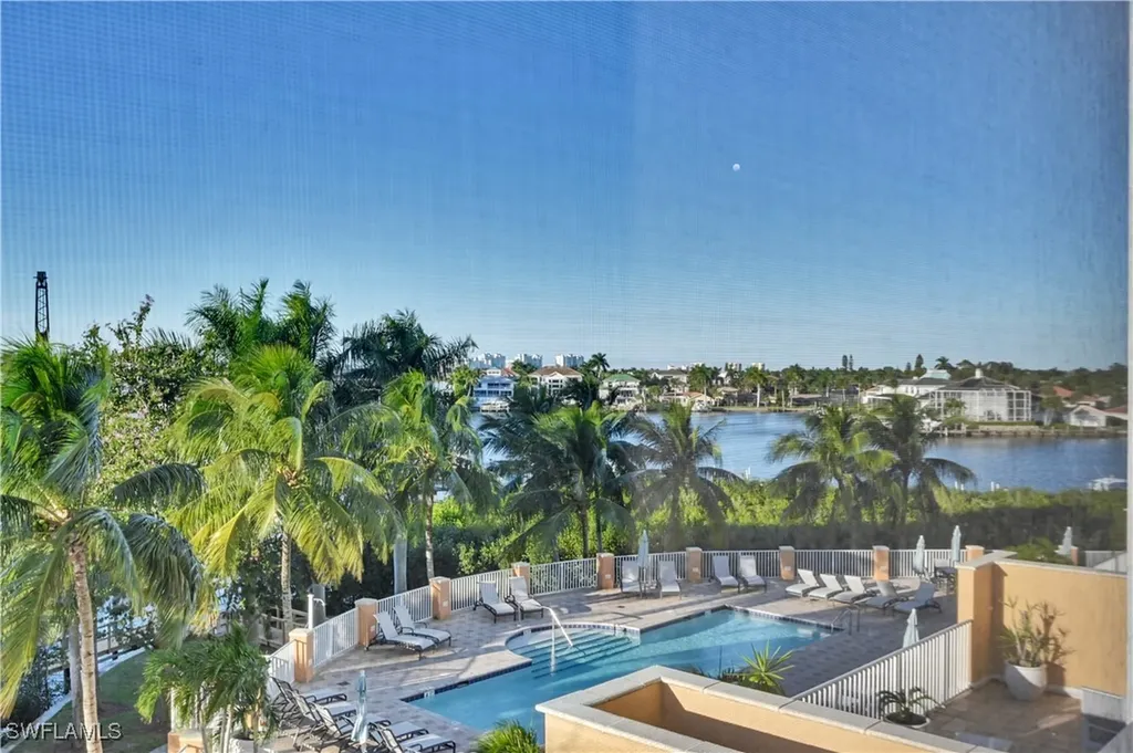 400 Flagship Drive Naples FL 34108