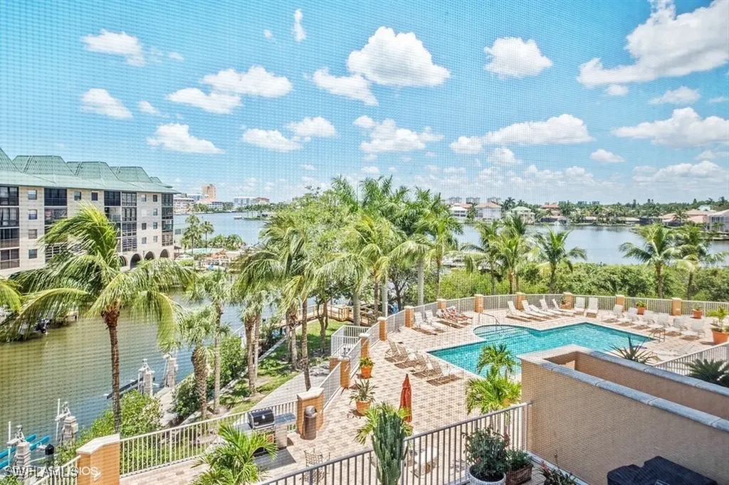 400 Flagship Drive Naples FL 34108