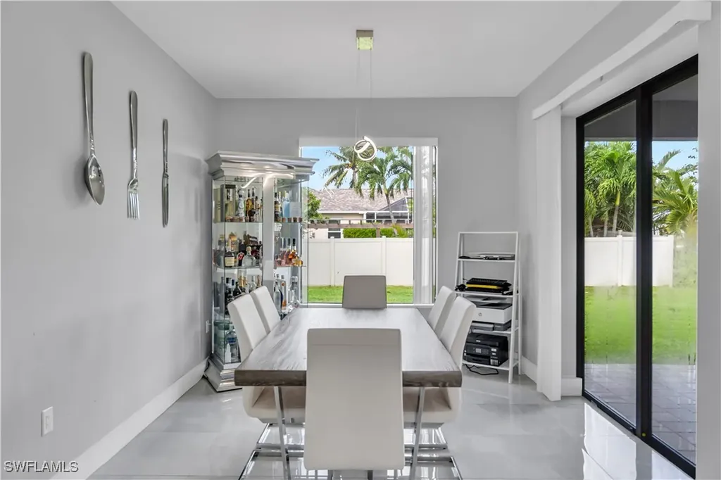 2218 SW 25th Street Cape Coral FL 33914