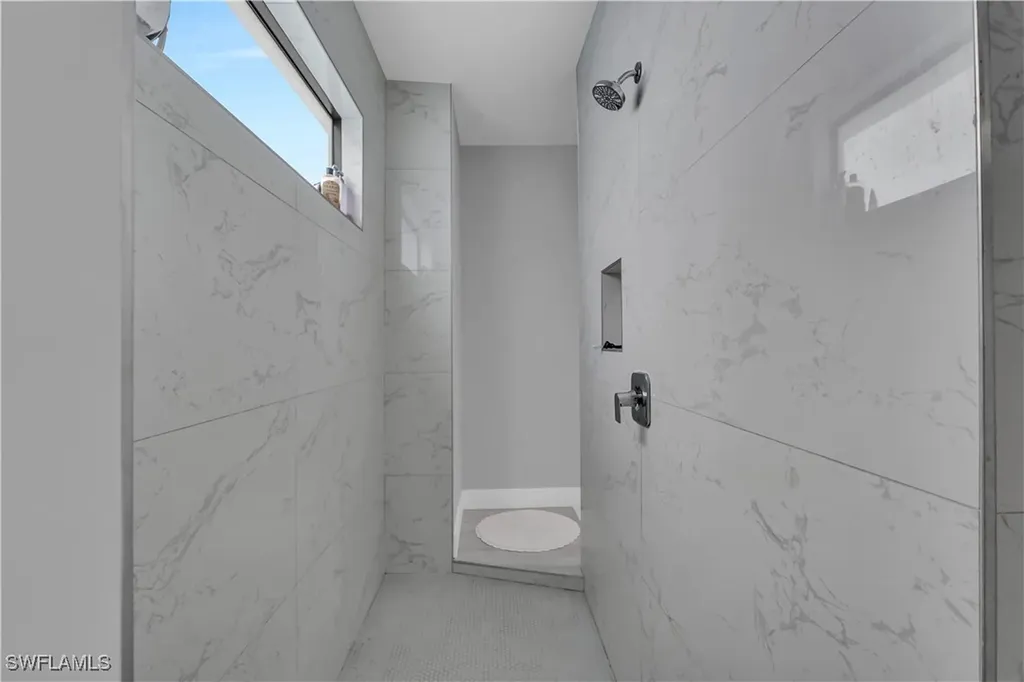 2218 SW 25th Street Cape Coral FL 33914