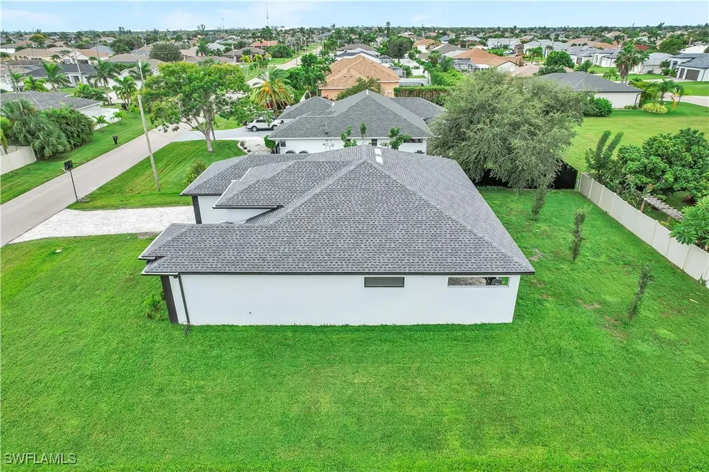 2218 SW 25th Street Cape Coral FL 33914