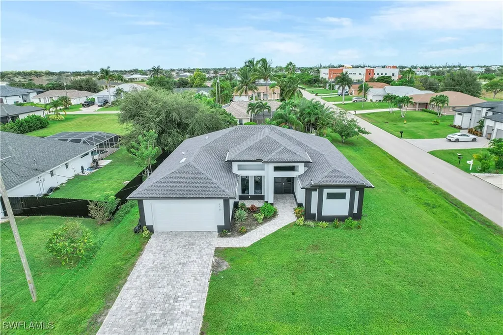 2218 SW 25th Street Cape Coral FL 33914