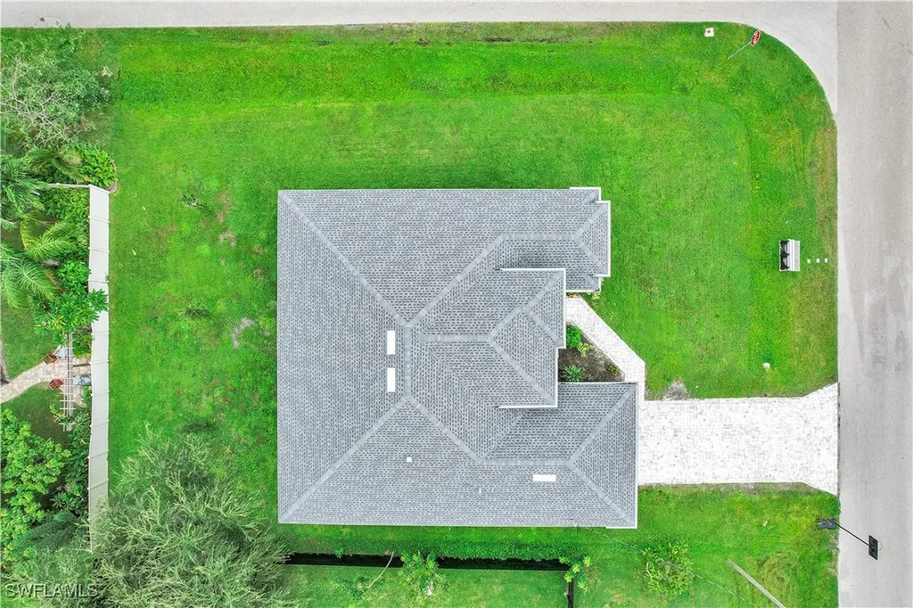 2218 SW 25th Street Cape Coral FL 33914