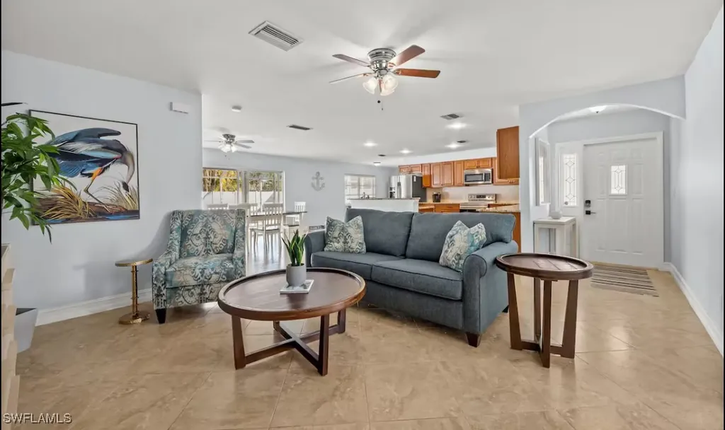 1335 SE 44th Street Cape Coral FL 33904