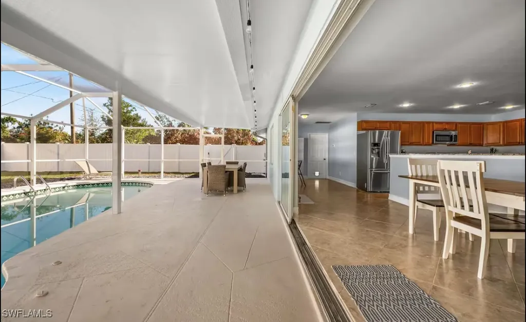 1335 SE 44th Street Cape Coral FL 33904