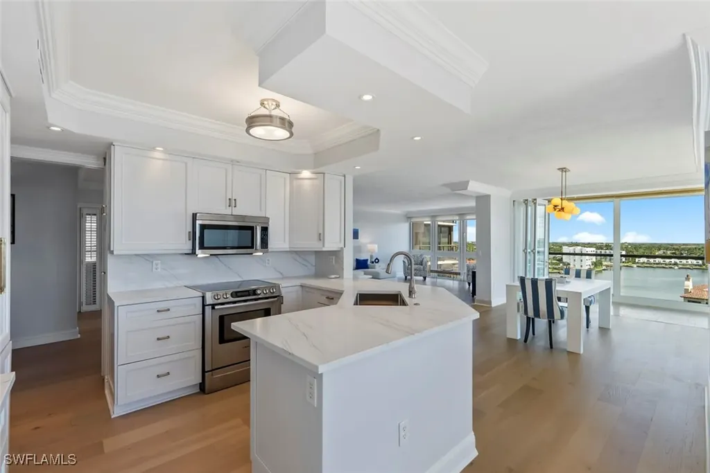 4031 Gulf Shore Boulevard N Naples FL 34103