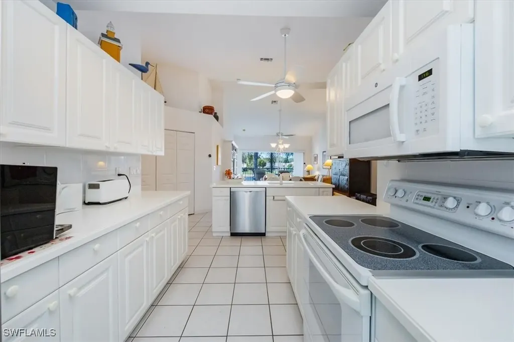 1090 Partridge Circle Naples FL 34104