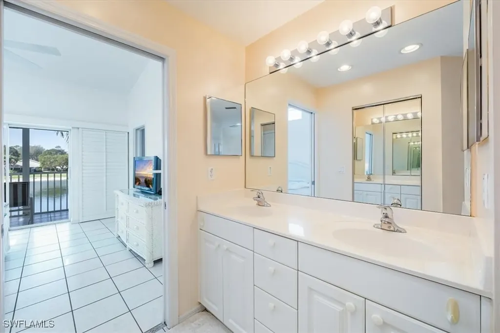 1090 Partridge Circle Naples FL 34104