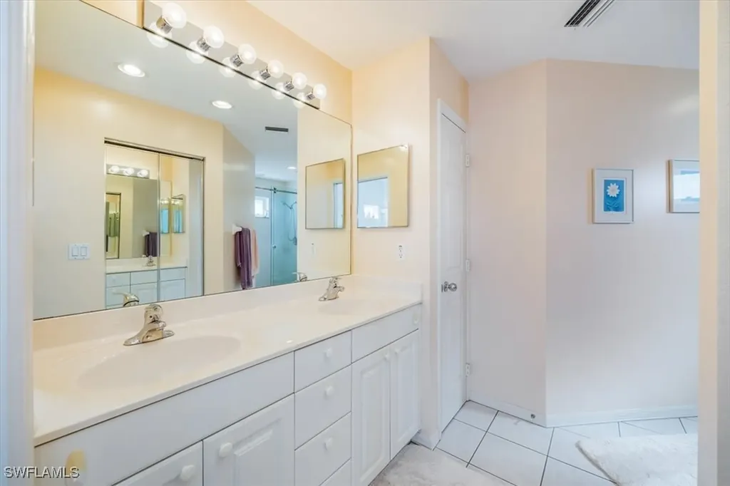 1090 Partridge Circle Naples FL 34104