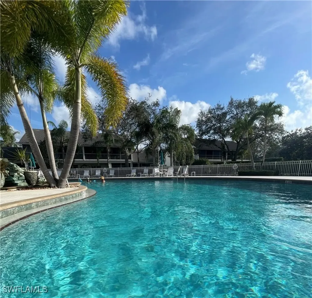 1090 Partridge Circle Naples FL 34104