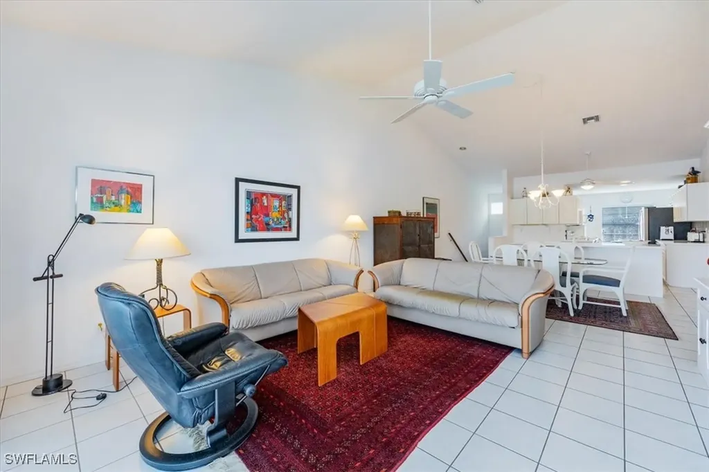 1090 Partridge Circle Naples FL 34104