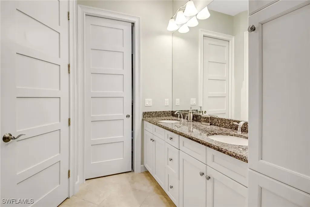 7194 Dominica Drive Naples FL 34113