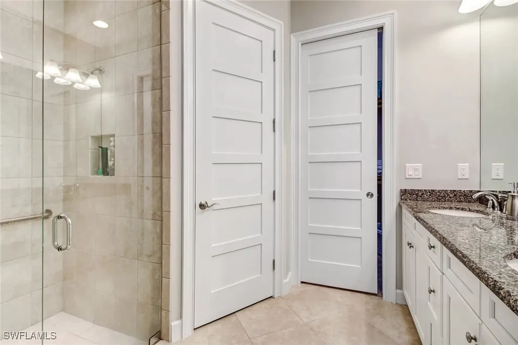 7194 Dominica Drive Naples FL 34113