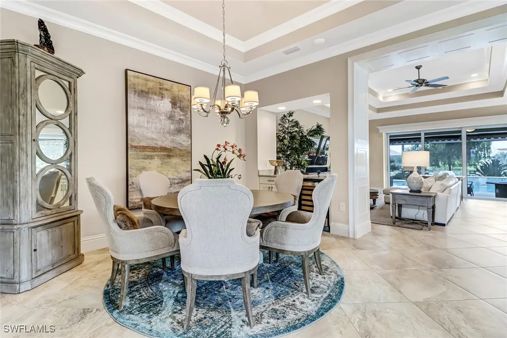 6487 Warwick Avenue Naples FL 34113