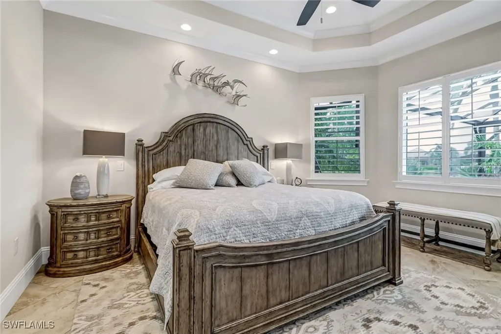 6487 Warwick Avenue Naples FL 34113