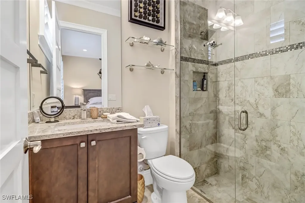 6487 Warwick Avenue Naples FL 34113
