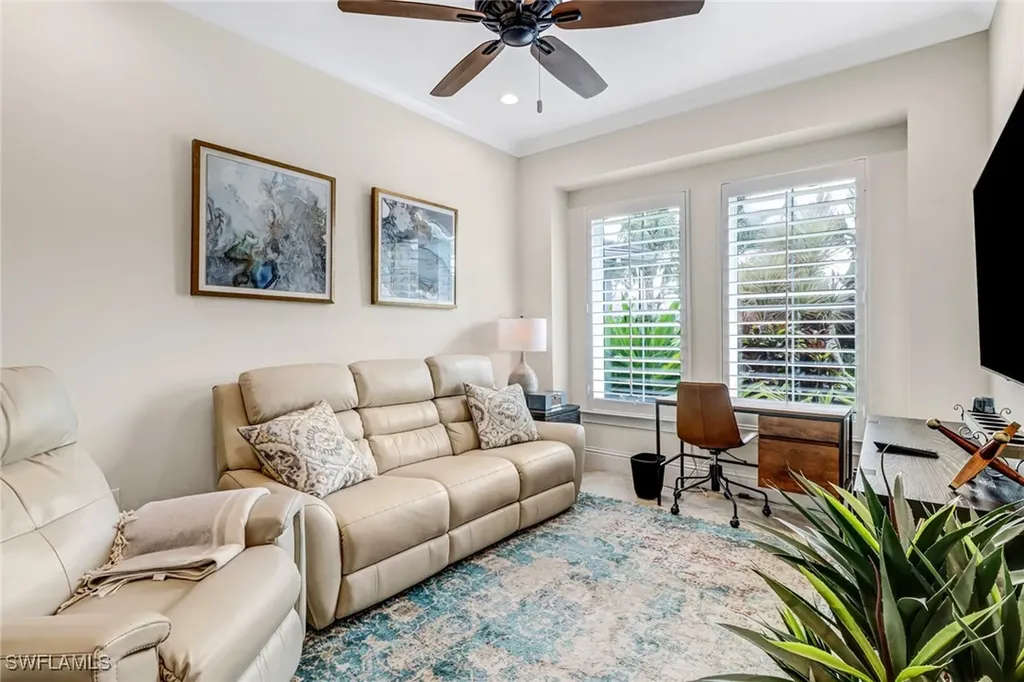 6487 Warwick Avenue Naples FL 34113