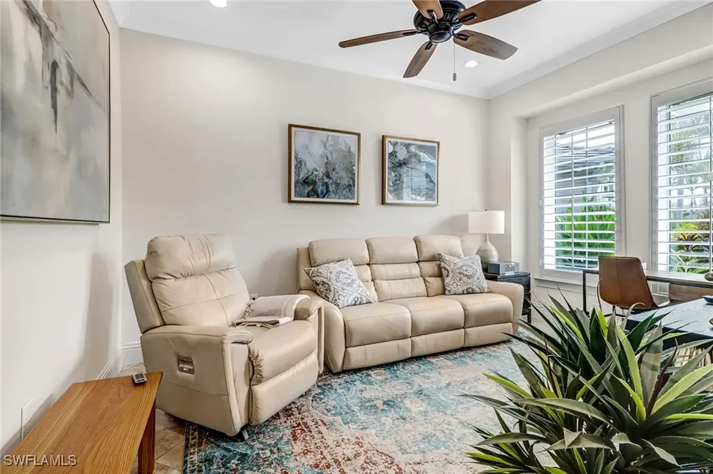 6487 Warwick Avenue Naples FL 34113