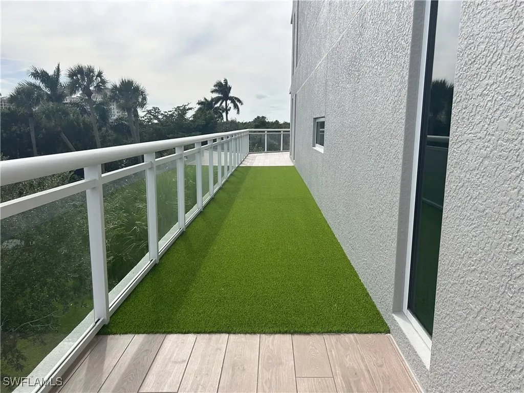 13915 Old Coast Road Naples FL 34110