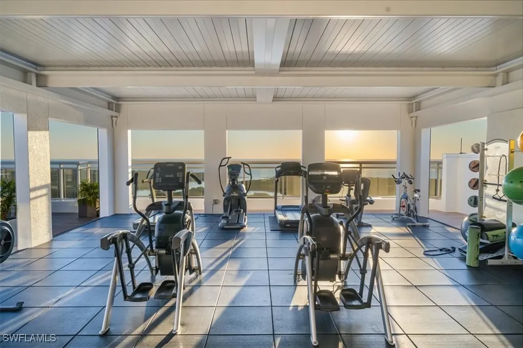 13915 Old Coast Road Naples FL 34110