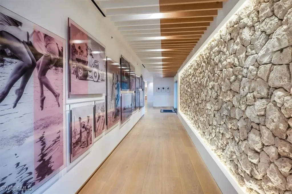 13915 Old Coast Road Naples FL 34110