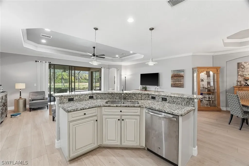 2906 Aviamar Circle Naples, FL 34114 | MLS #225073141 | John R