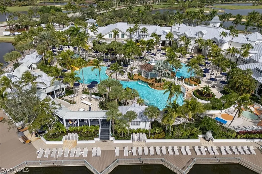 2906 Aviamar Circle Naples FL 34114