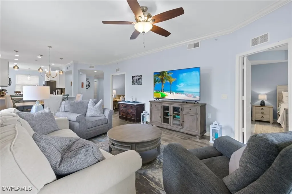 8550 Kingbird Loop Estero FL 33967