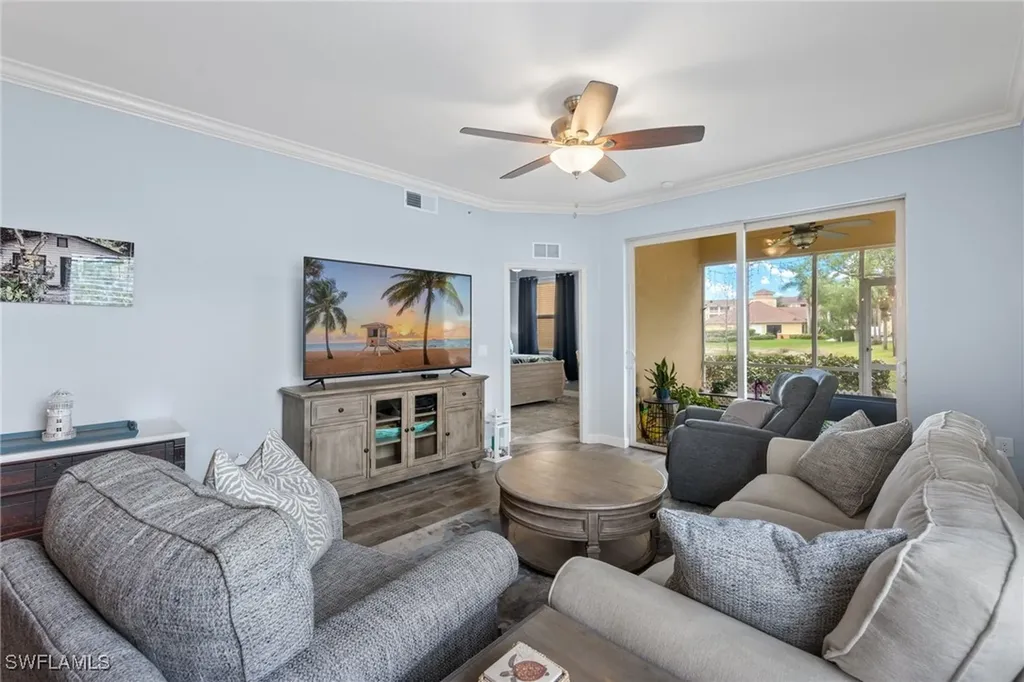 8550 Kingbird Loop Estero FL 33967