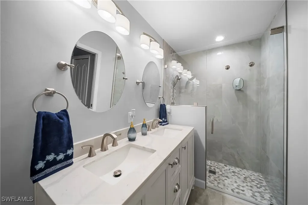 8550 Kingbird Loop Estero FL 33967