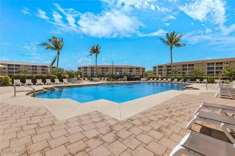 8550 Kingbird Loop Estero FL 33967