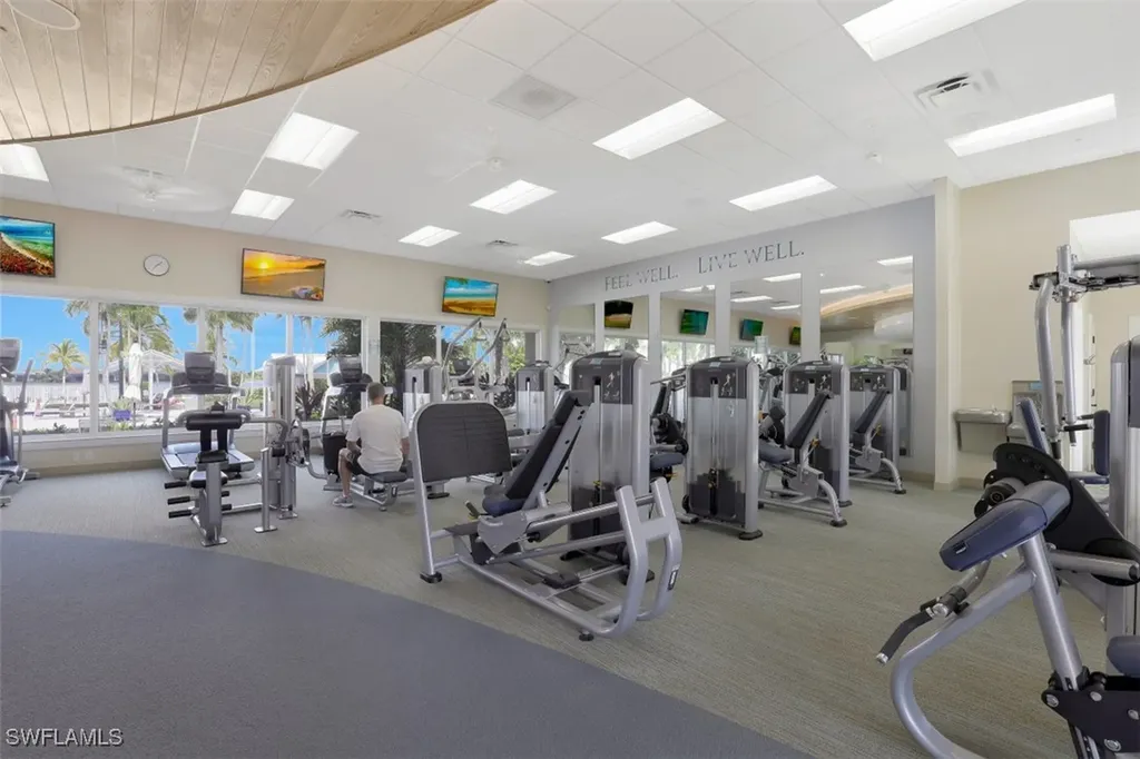 14663 Edgewater Circle Naples FL 34114
