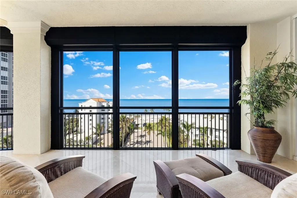 81 Seagate Drive Naples FL 34103
