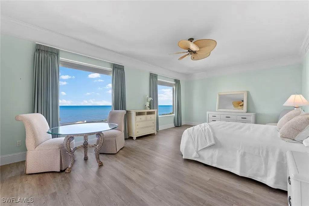 81 Seagate Drive Naples FL 34103
