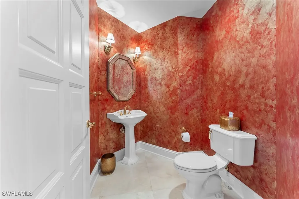 81 Seagate Drive Naples FL 34103