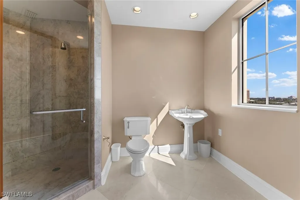 81 Seagate Drive Naples FL 34103