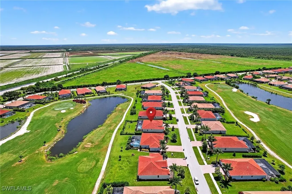 18725 Lake Hammock Drive Naples FL 34114