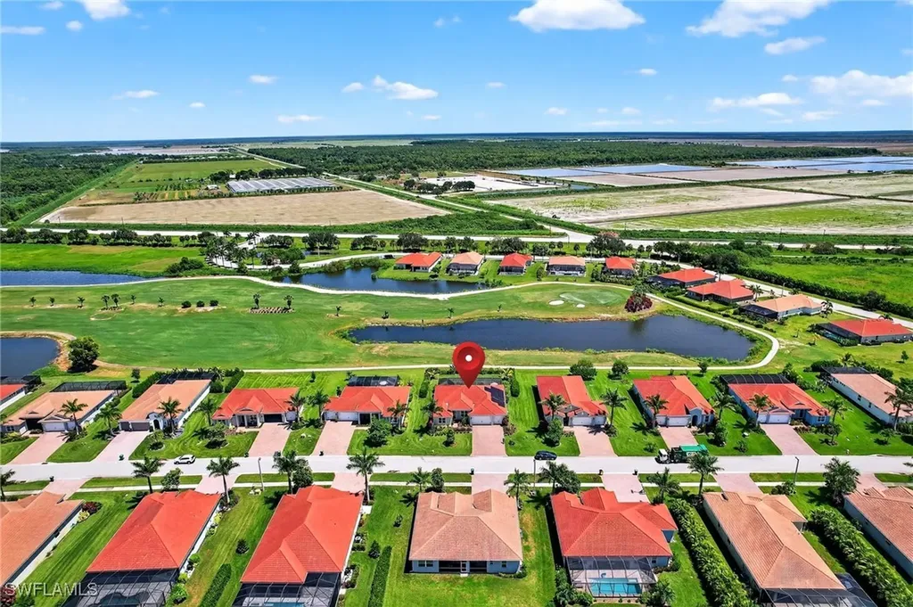 18725 Lake Hammock Drive Naples FL 34114