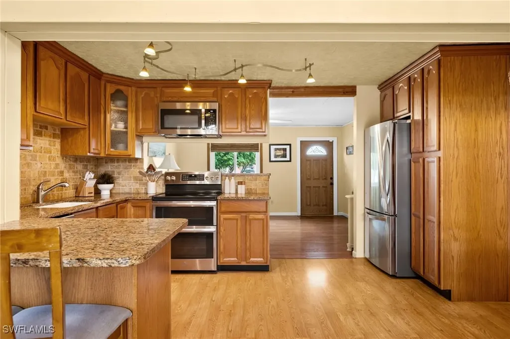 89 8th Street Bonita Springs FL 34134