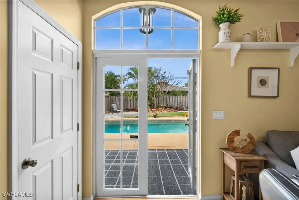 89 8th Street Bonita Springs FL 34134