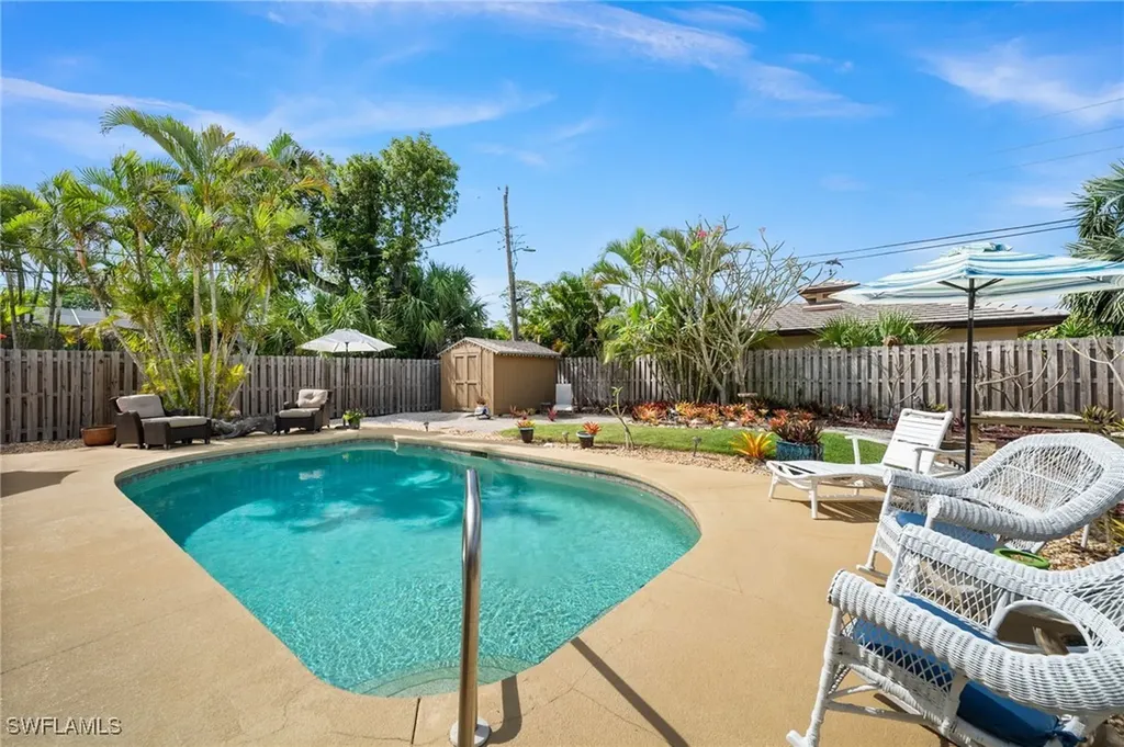 89 8th Street Bonita Springs FL 34134